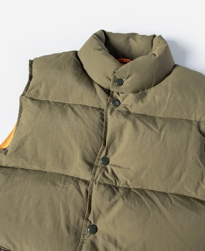 1980s-rip-stop-nylon-trail-down-vest-olive