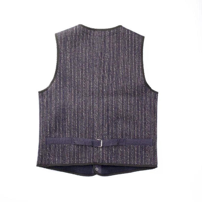 browns-beach-early-vest-blue