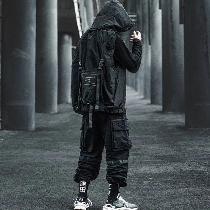 hooded-techwear-vest