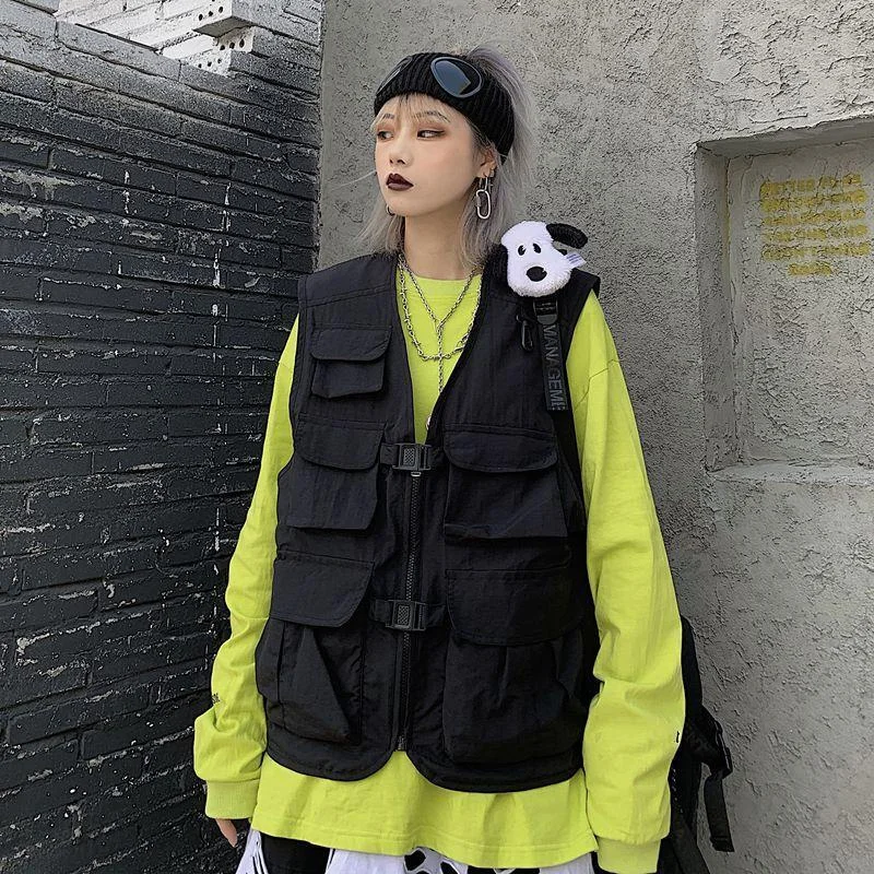 korean-techwear-vest