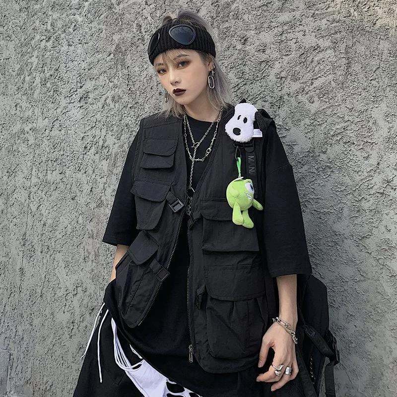 korean-techwear-vest