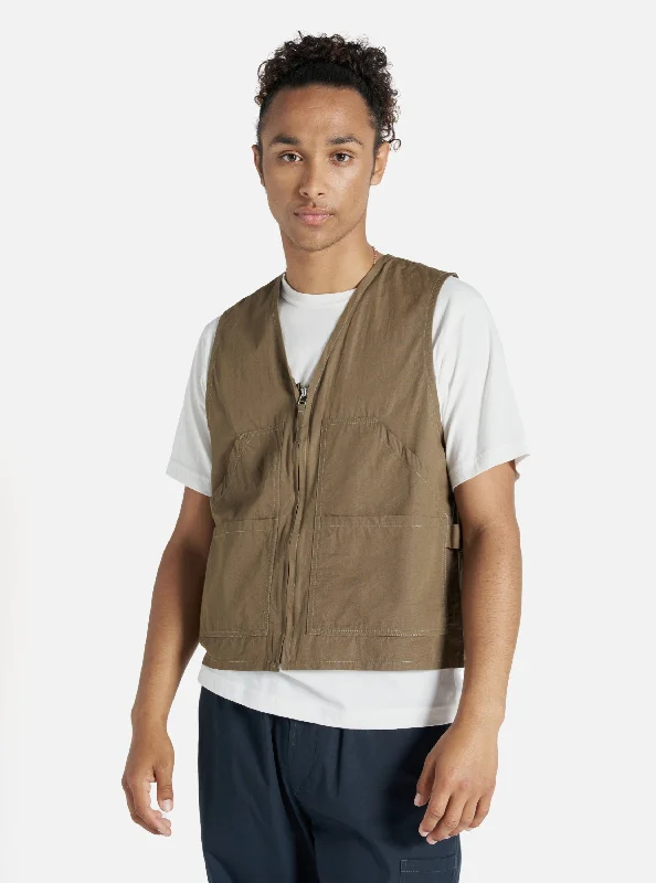 Universal Works Painters Gilet in Khaki Broad Cloth