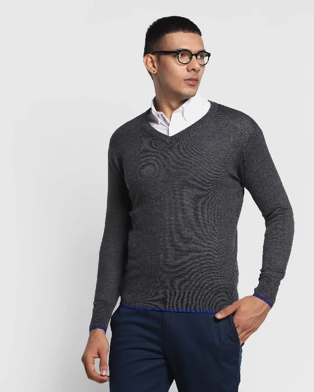 solid-v-neck-sweater-in-charcoal-savior