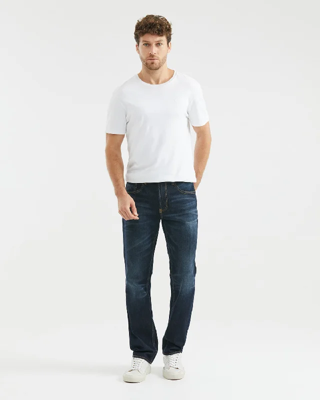 RELAXED FIT HIGH-RISE DARK JEANS IN ULTRA DARK WASH