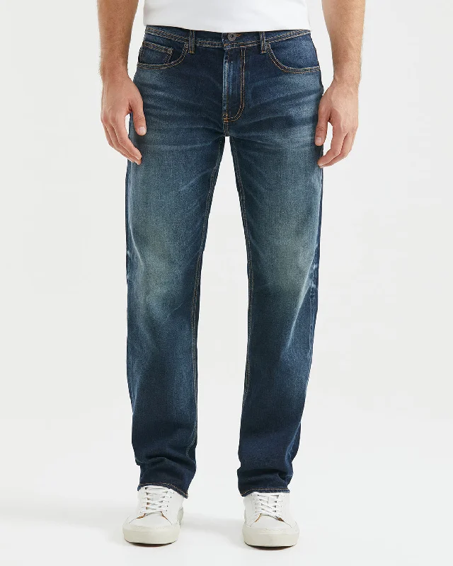 RELAXED FIT HIGH-RISE JEANS IN ULTRA DARK WASH