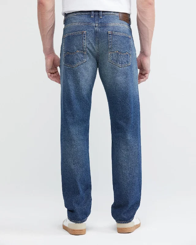 RELAXED FIT HIGH-RISE JEANS IN DARK WASH BS