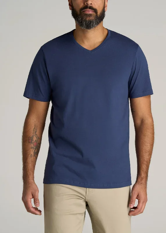 The Everyday REGULAR-FIT V-Neck Tall Men's T-Shirt in New Navy