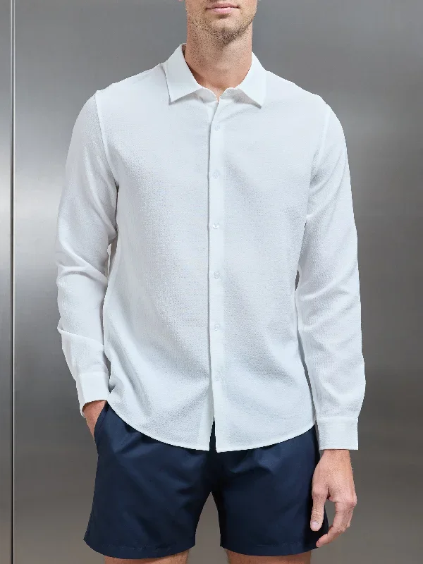 Seersucker Long Sleeve Cutaway Collar Shirt in White