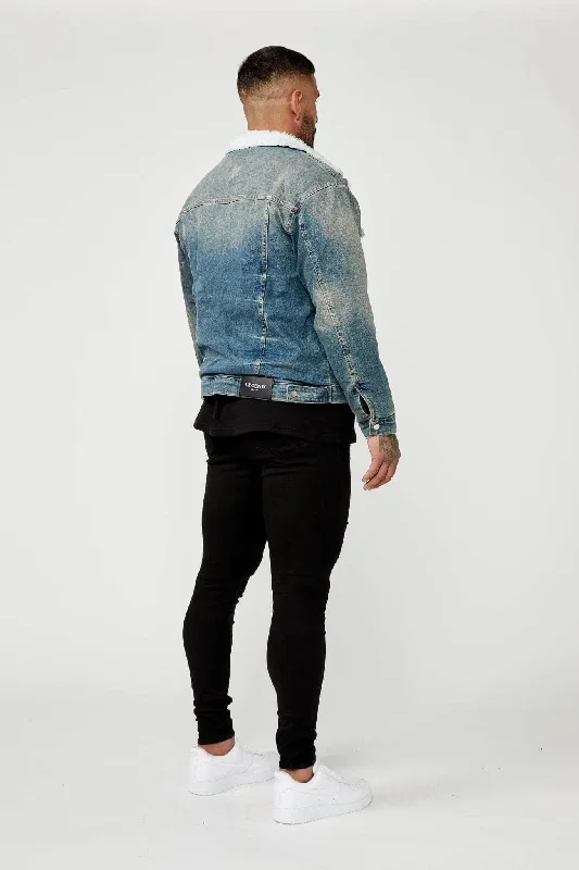 stone-washed-denim-jacket-black-fur-collar