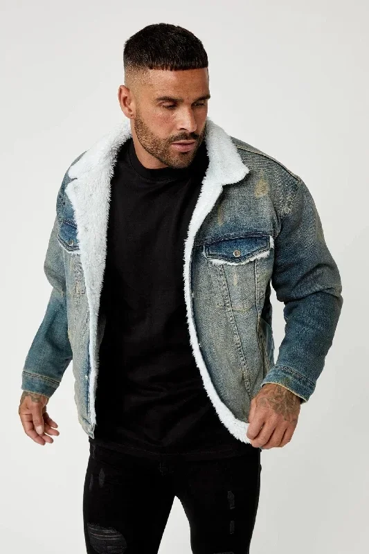 stone-washed-denim-jacket-black-fur-collar